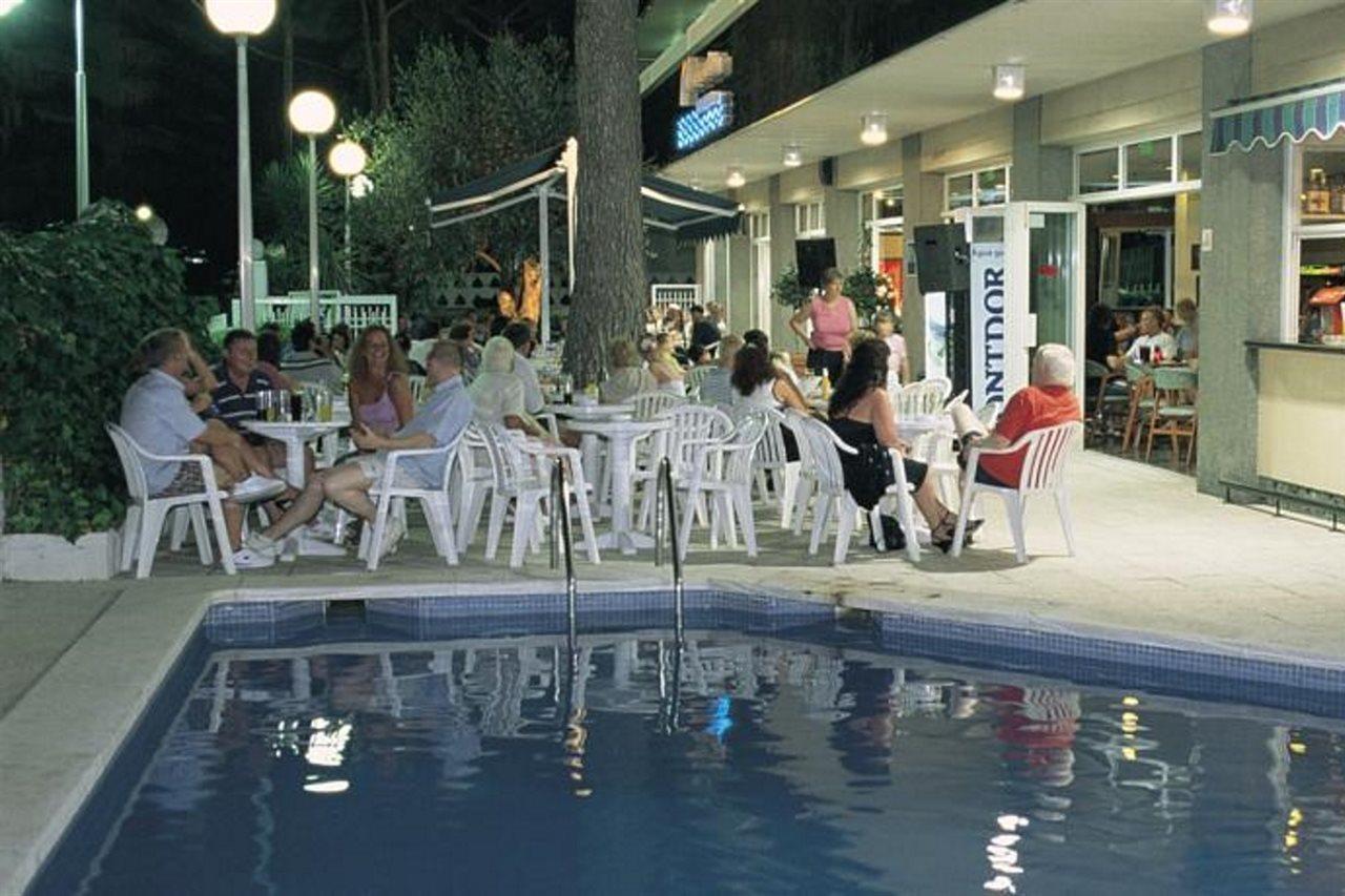 Hotel Marinada Salou Exterior foto